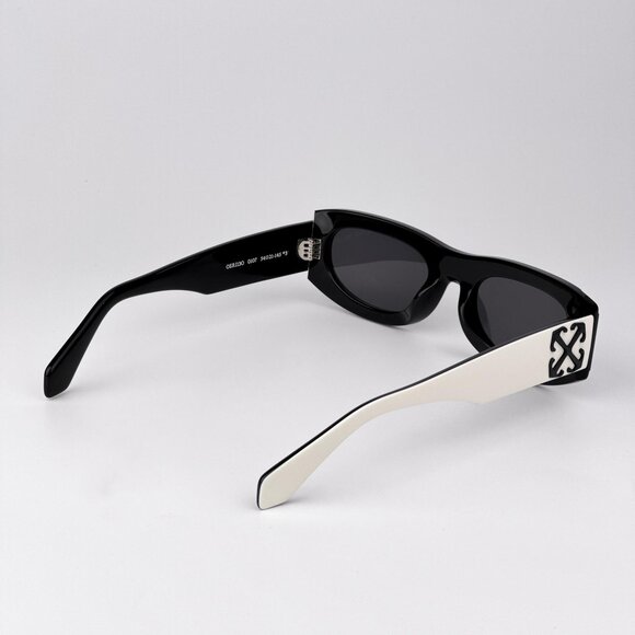 Off-White ORLANDO Women Sunglasses – White/Black Oval Frame Model OERI13O 0107 - Picture 5 of 9